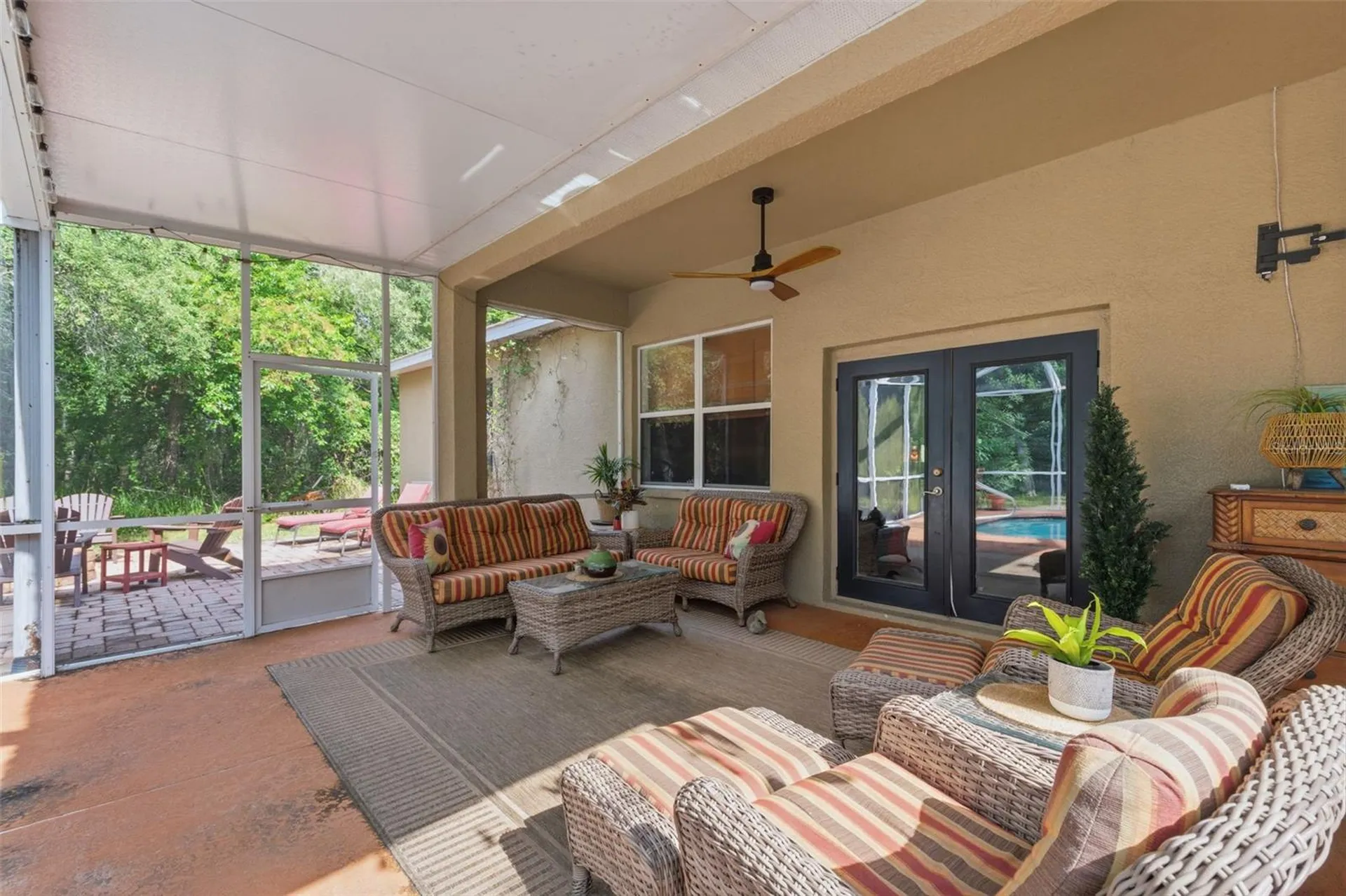 12040 Centralia Road Weeki Wachee FL 34614