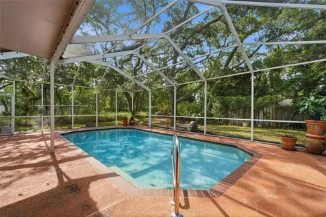 12040 Centralia Road Weeki Wachee FL 34614