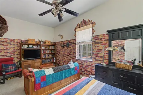 12040 Centralia Road Weeki Wachee FL 34614