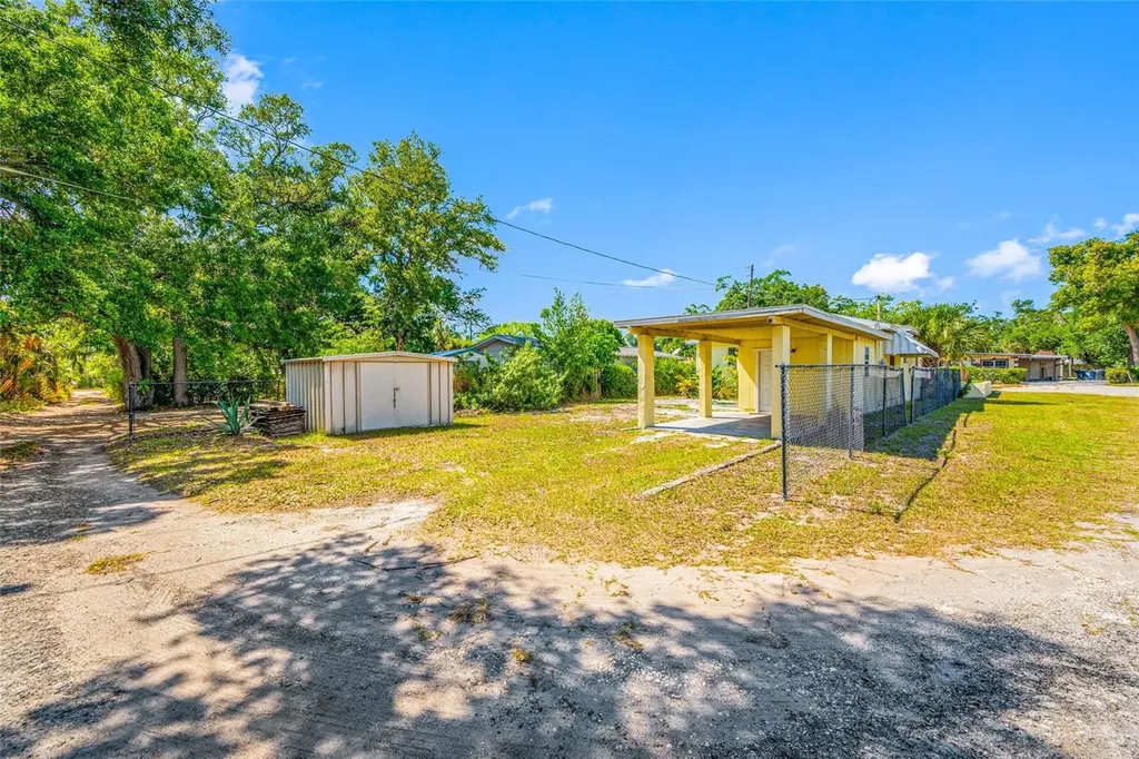 3246 20th Avenue S St Petersburg FL 33712
