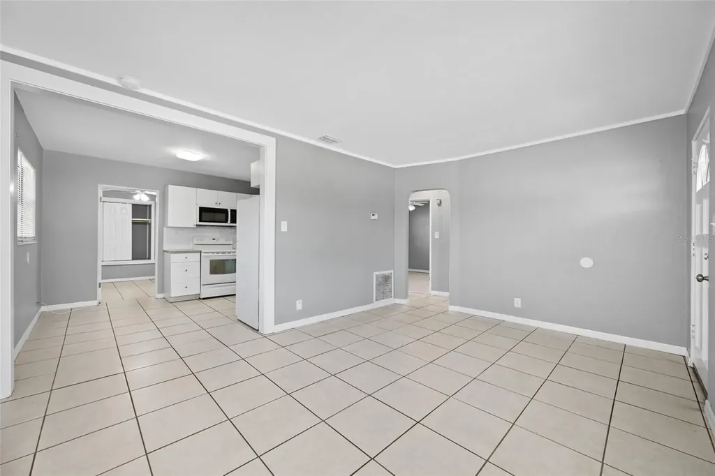 3246 20th Avenue S St Petersburg FL 33712