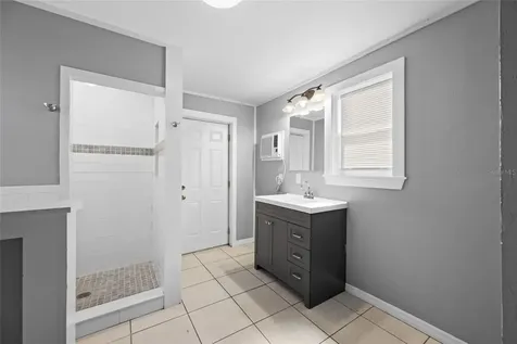 3246 20th Avenue S St Petersburg FL 33712