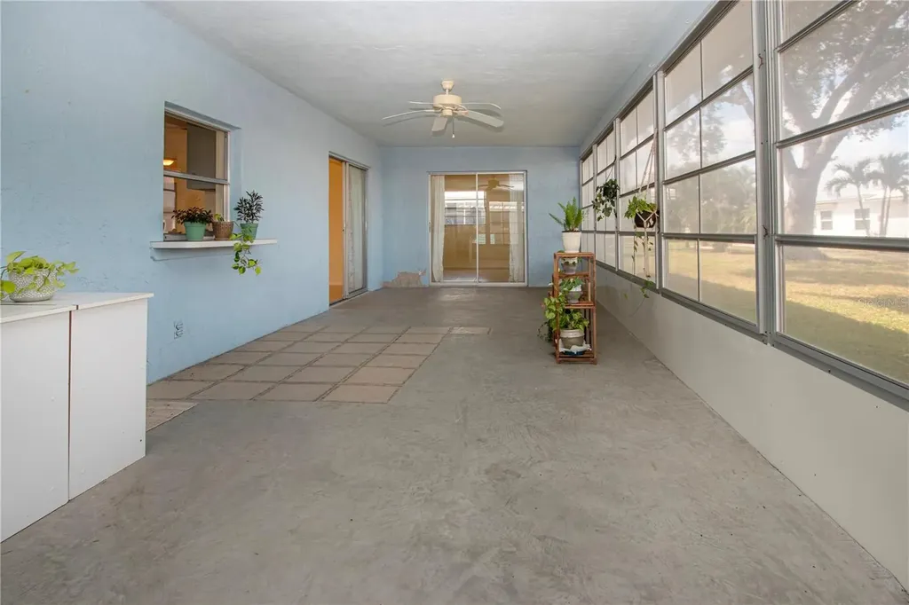 1008 Orchid Lane Bradenton FL 34208