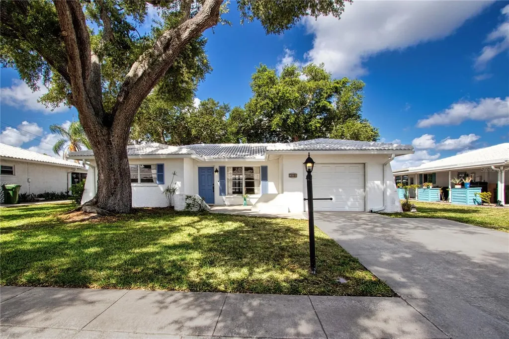 1008 Orchid Lane Bradenton FL 34208
