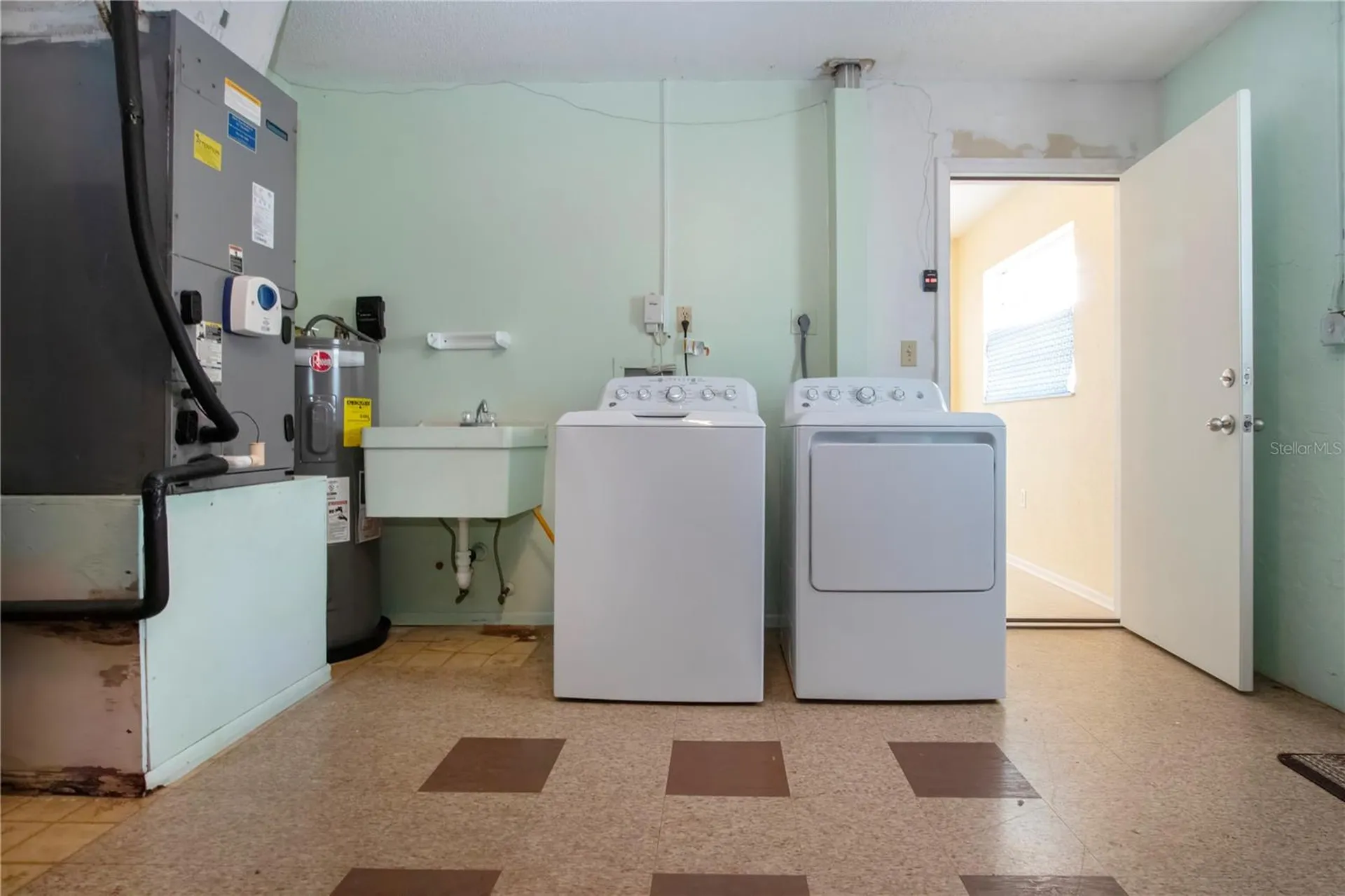 1008 Orchid Lane Bradenton FL 34208