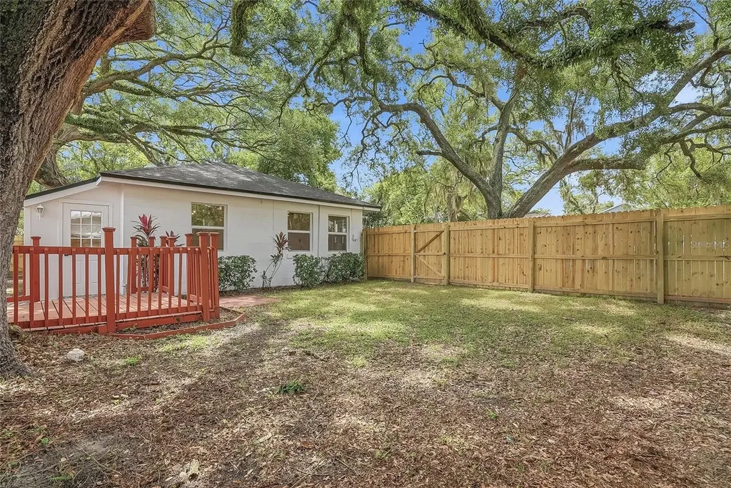 914 E Crawford Street Tampa FL 33604