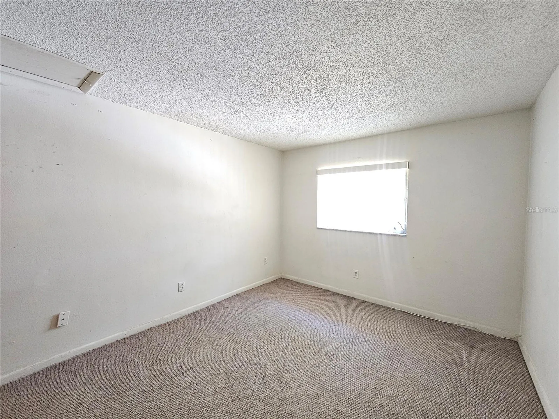 209 NW Jefferson Circle N St Petersburg FL 33702