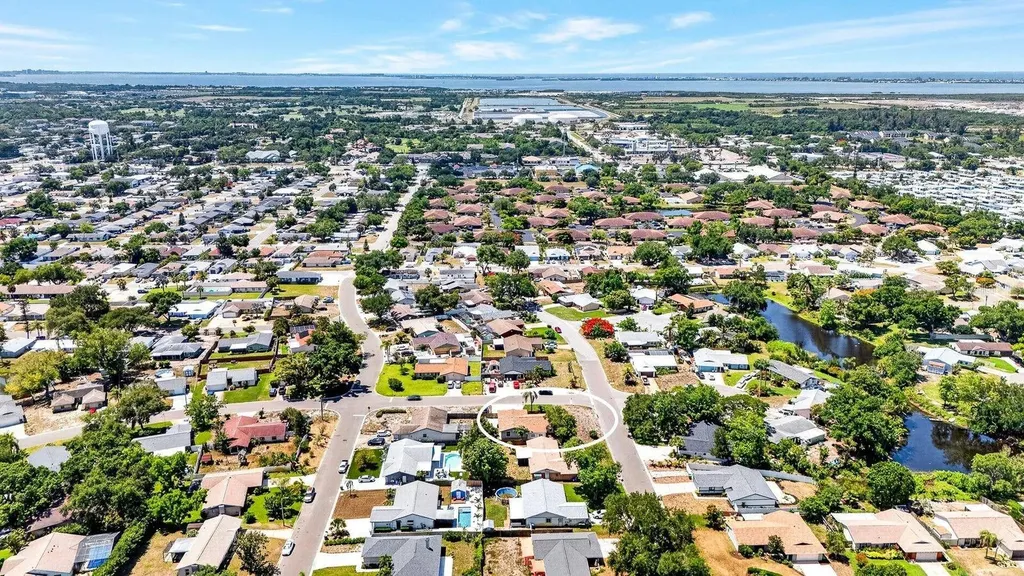 6306 37th Avenue W Bradenton FL 34209