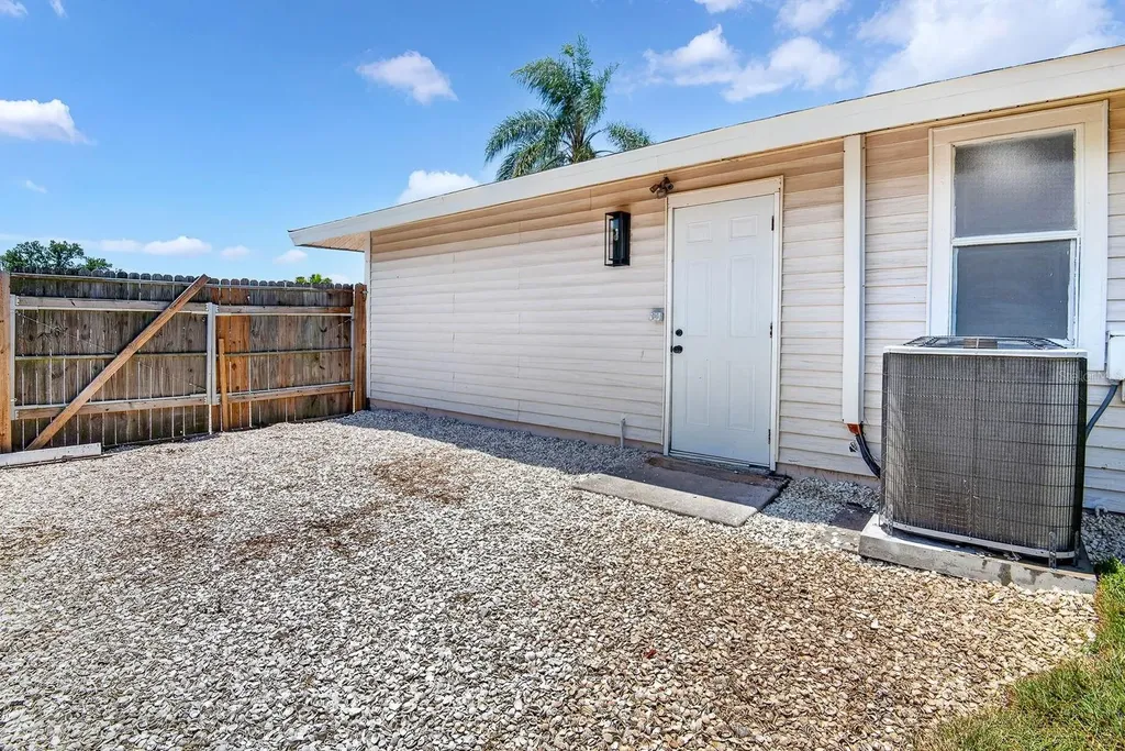 6306 37th Avenue W Bradenton FL 34209