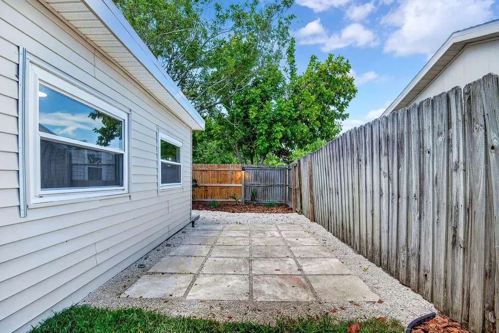 6306 37th Avenue W Bradenton FL 34209