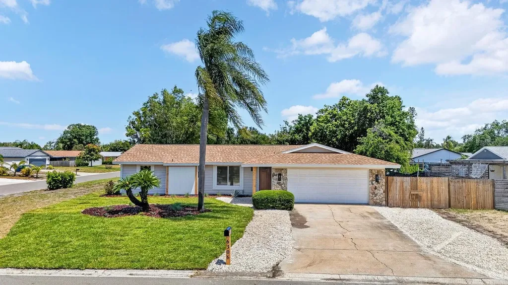 6306 37th Avenue W Bradenton FL 34209