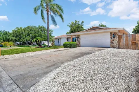 6306 37th Avenue W Bradenton FL 34209