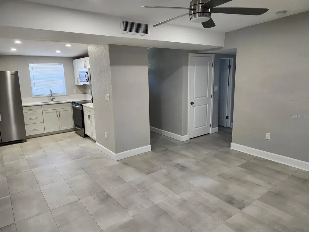 5212 Old Cheney Highway Orlando FL 32807