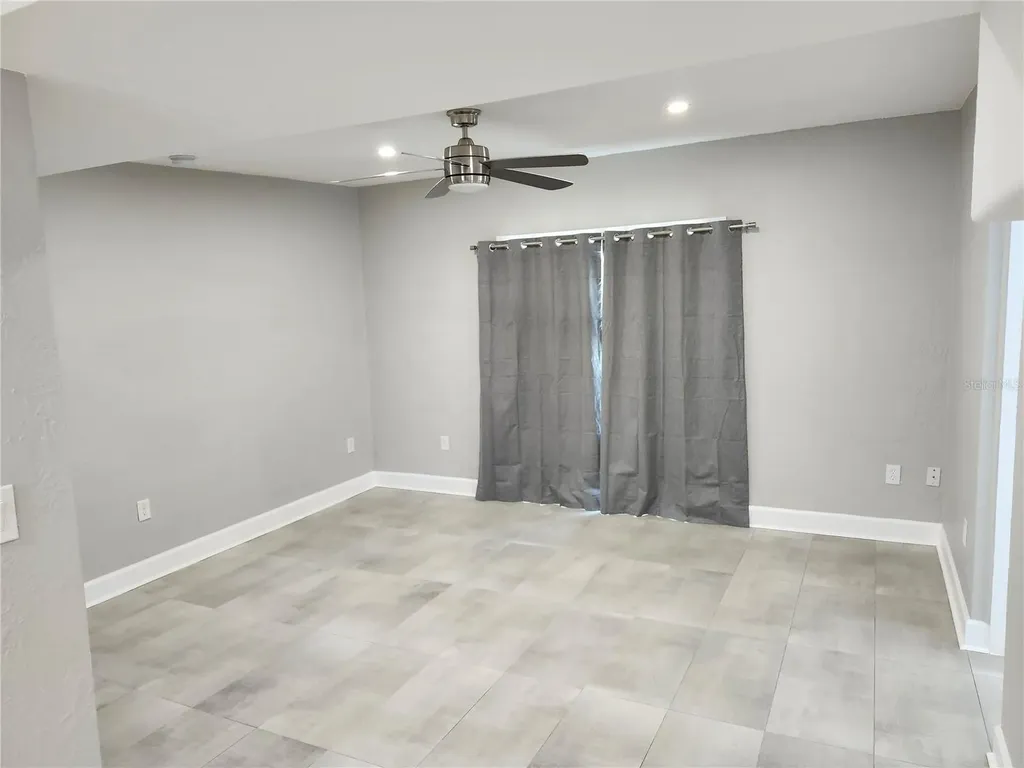 5212 Old Cheney Highway Orlando FL 32807