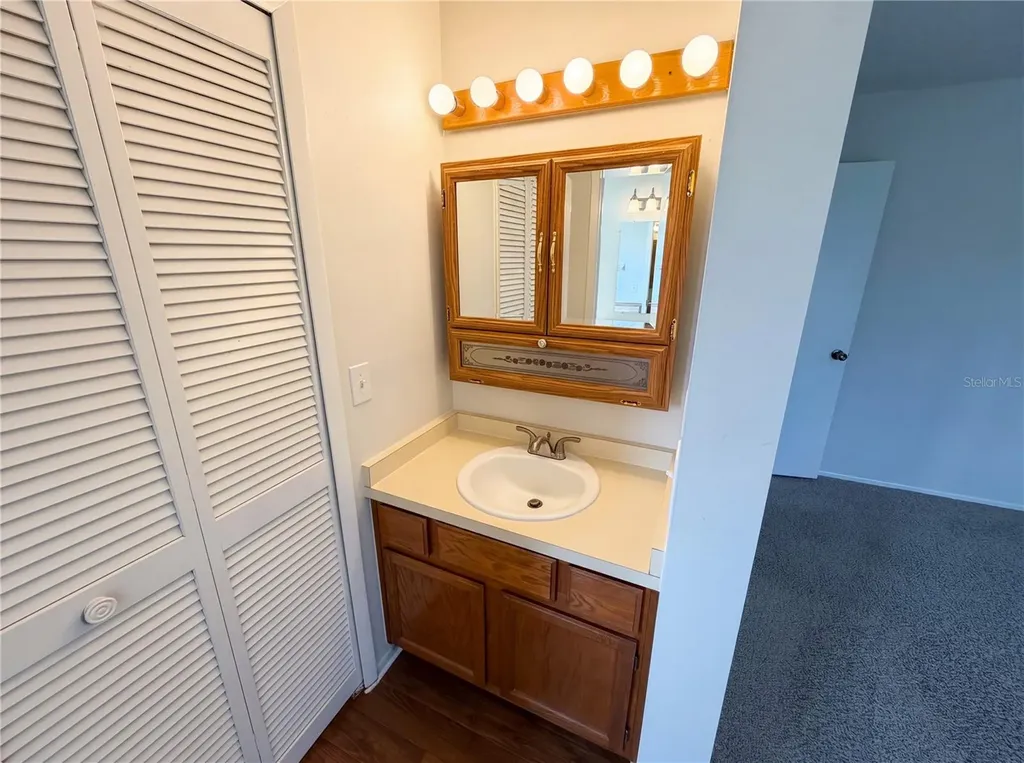 2631 Alabaster Avenue Orlando FL 32833