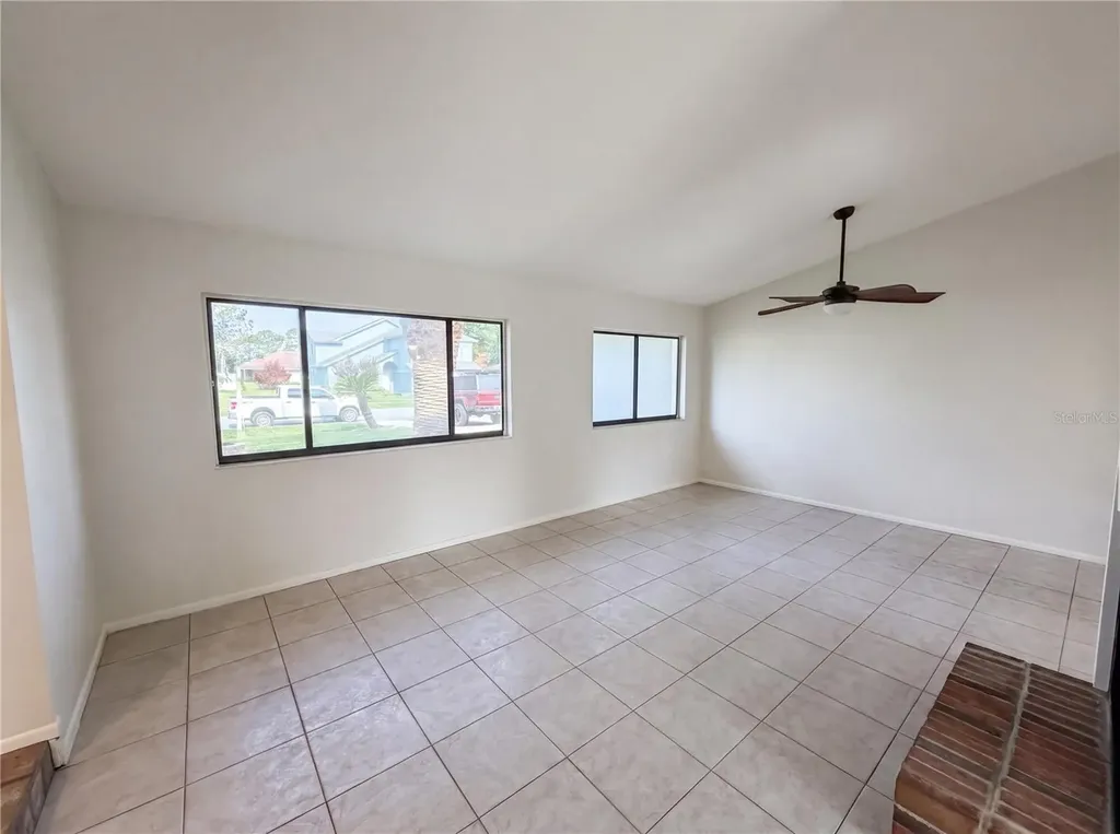 2631 Alabaster Avenue Orlando FL 32833