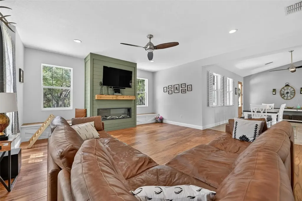 13008 Shadow Run Boulevard Riverview FL 33569
