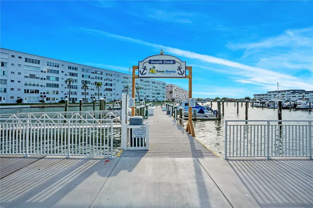 2960 59th Street S Gulfport FL 33707