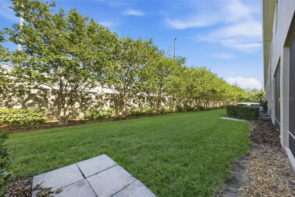 5249 5th Way N St Petersburg FL 33703