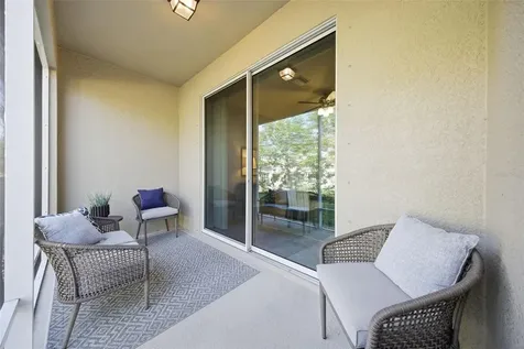 5249 5th Way N St Petersburg FL 33703