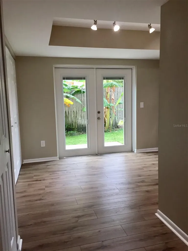 305 S Westland Avenue Tampa FL 33606