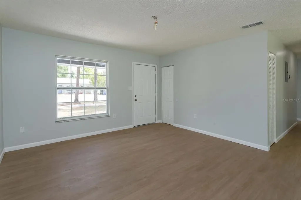 327 Little Rock Court Ocoee FL 34761