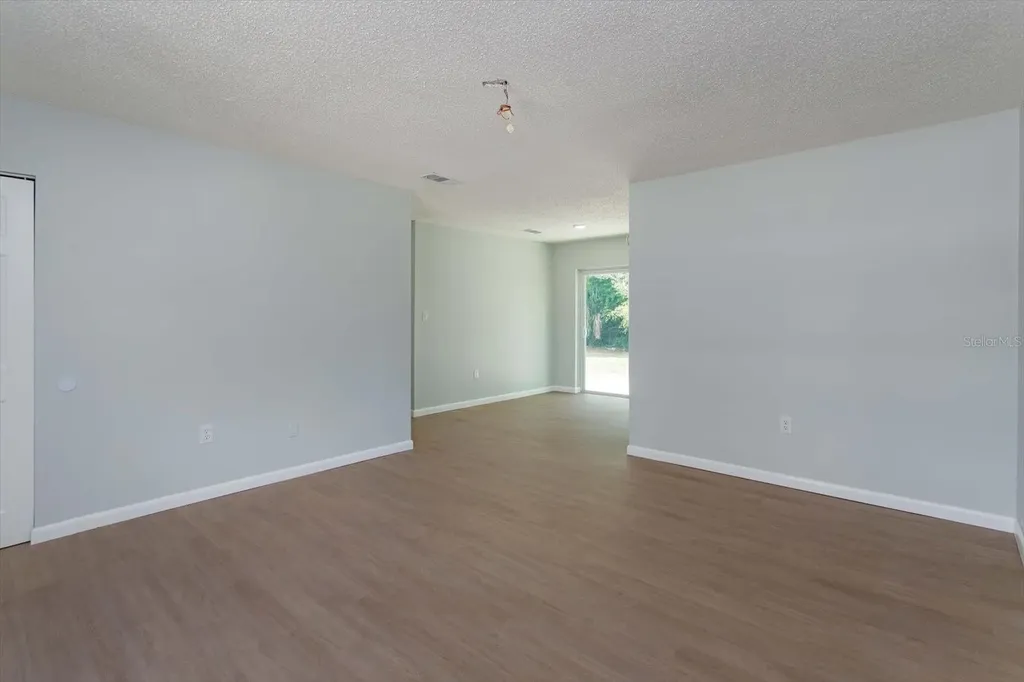 327 Little Rock Court Ocoee FL 34761