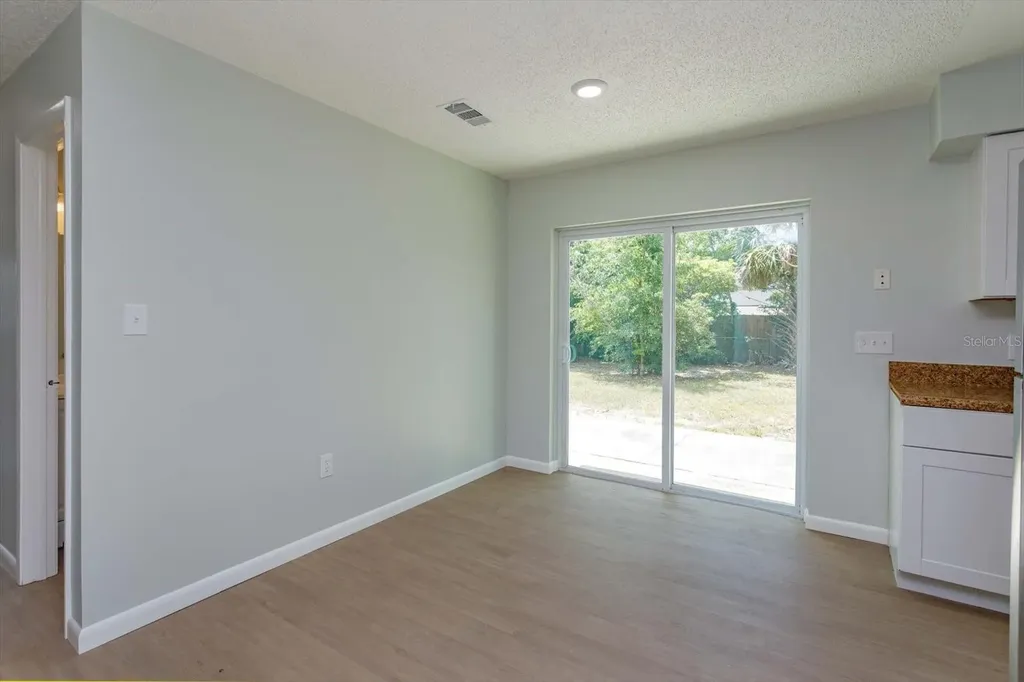 327 Little Rock Court Ocoee FL 34761