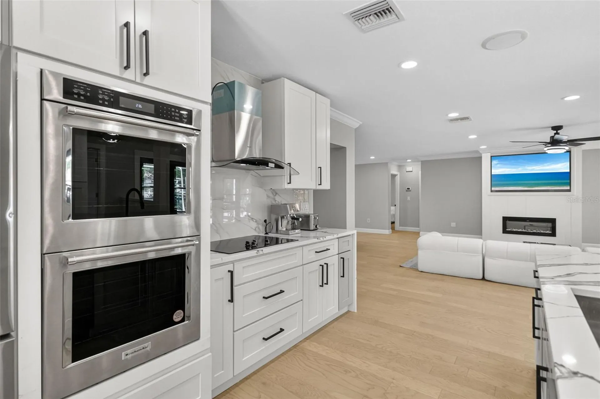 5073 Higel Avenue Sarasota FL 34242