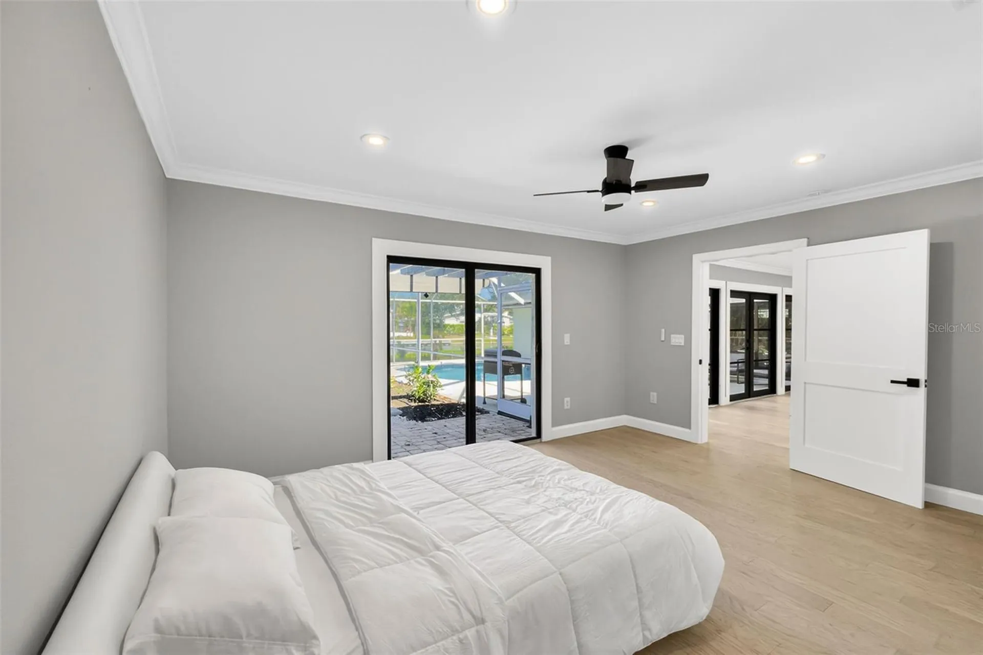 5073 Higel Avenue Sarasota FL 34242