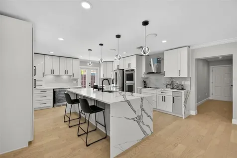 5073 Higel Avenue Sarasota FL 34242