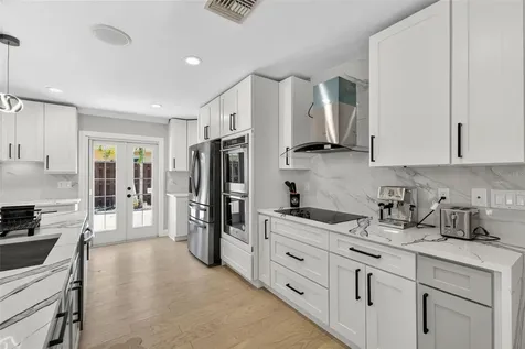 5073 Higel Avenue Sarasota FL 34242