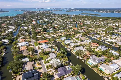 5073 Higel Avenue Sarasota FL 34242