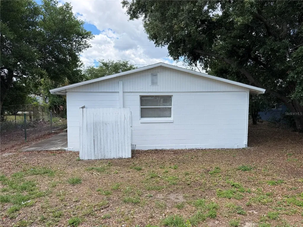 3821 Avenue J NW Winter Haven FL 33881