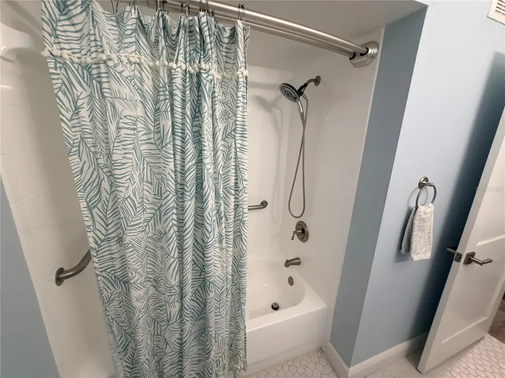 10764 70th Avenue Seminole FL 33772