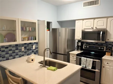 10764 70th Avenue Seminole FL 33772