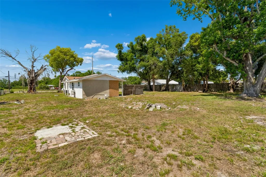 1611 E Shell Point Road Ruskin FL 33570