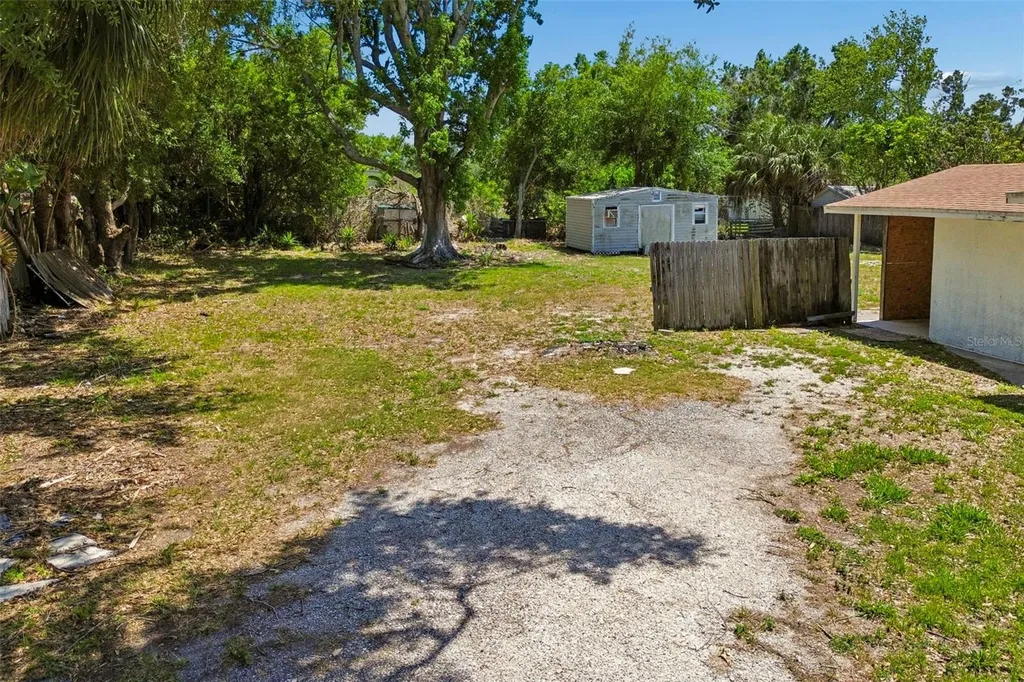1611 E Shell Point Road Ruskin FL 33570