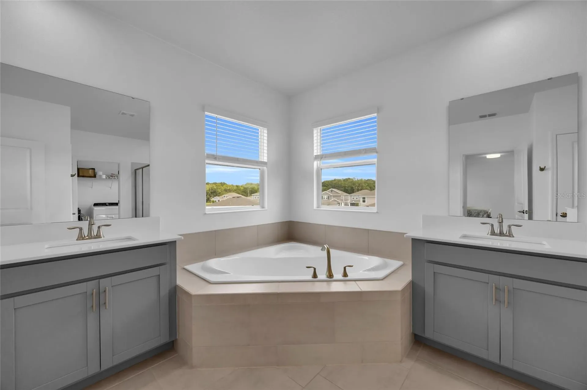 4519 Hillingdam Road Davenport FL 33837