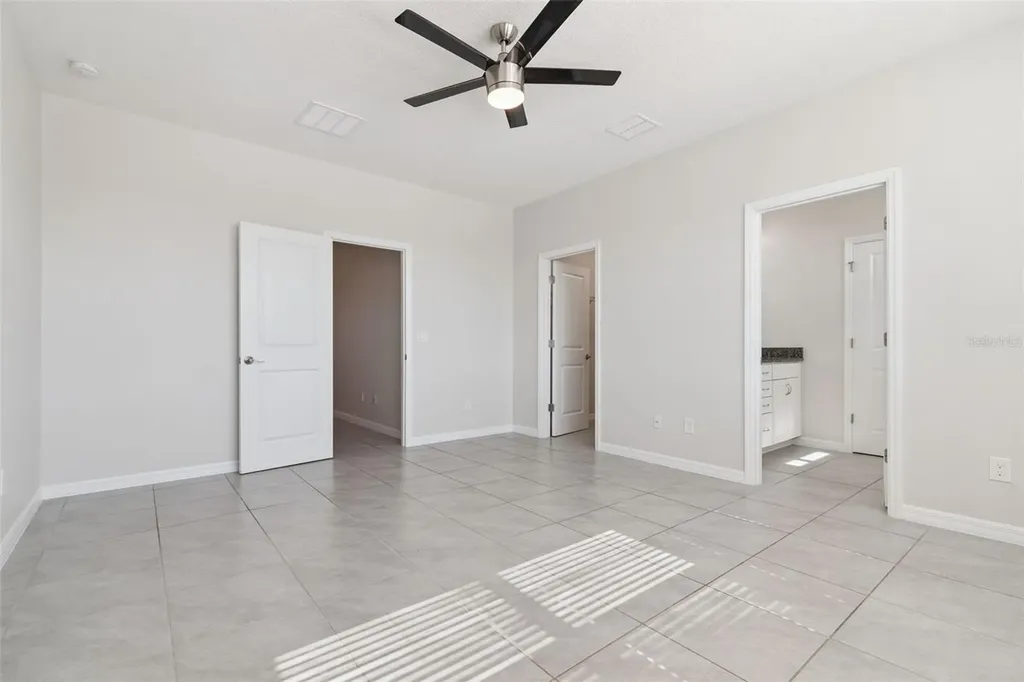 748 Costa Lane Debary FL 32713