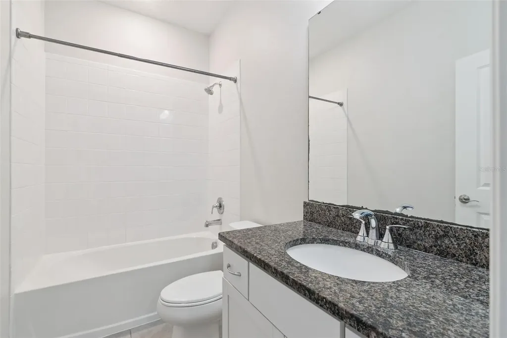 748 Costa Lane Debary FL 32713
