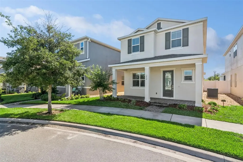 748 Costa Lane Debary FL 32713