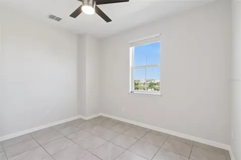 748 Costa Lane Debary FL 32713