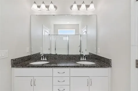 748 Costa Lane Debary FL 32713