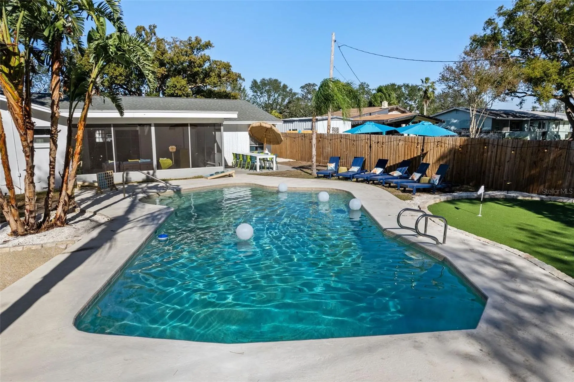 13672 88th Avenue Seminole FL 33776