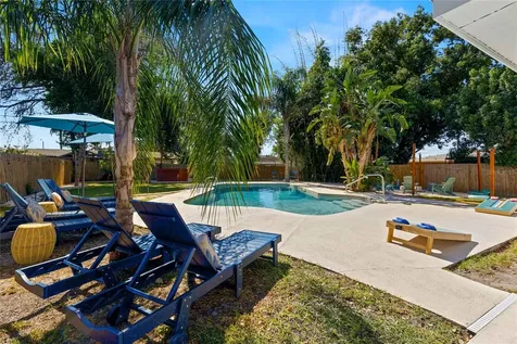 13672 88th Avenue Seminole FL 33776