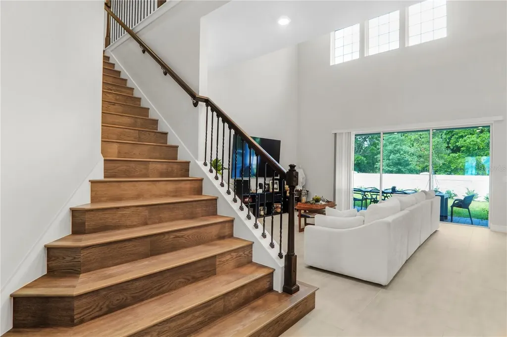 325 Crystal Wood Drive Winter Garden FL 34787