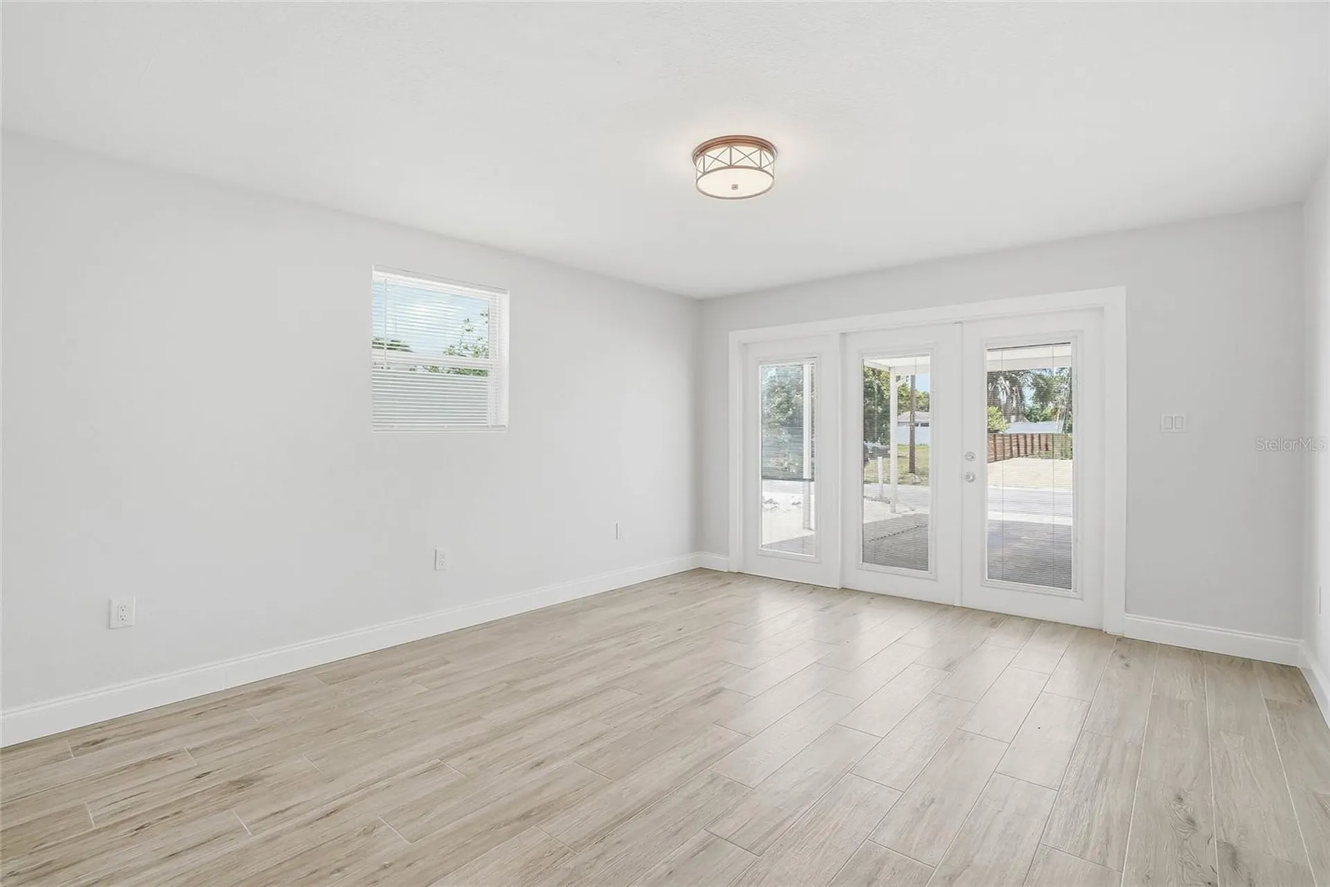 1018 Landau Street Holiday FL 34690