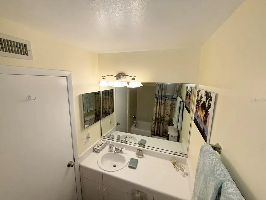 3001 58th Ave S Avenue S St Petersburg FL 33712
