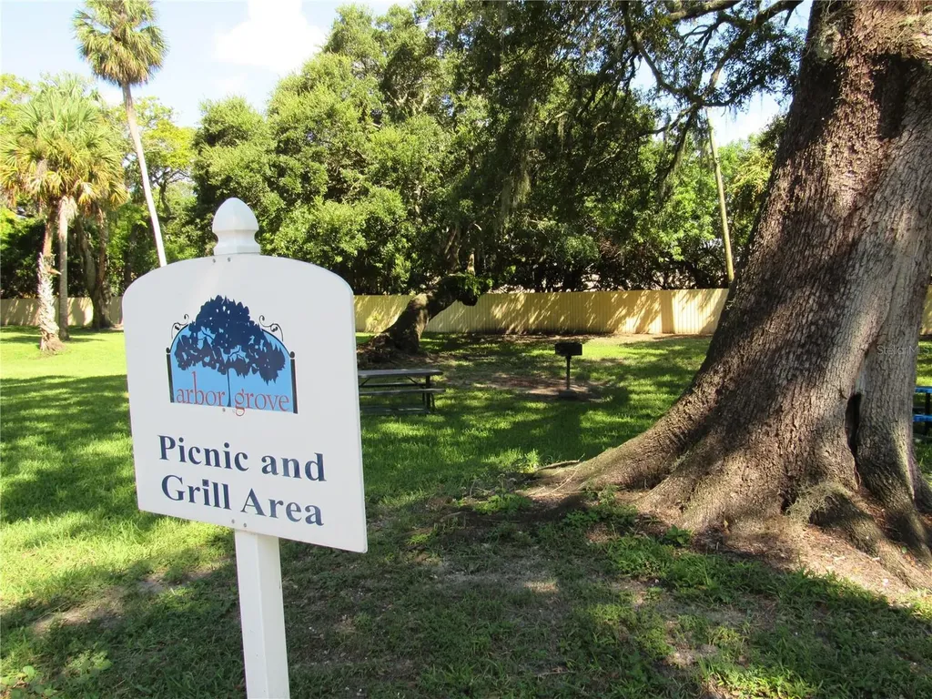 3001 58th Ave S Avenue S St Petersburg FL 33712